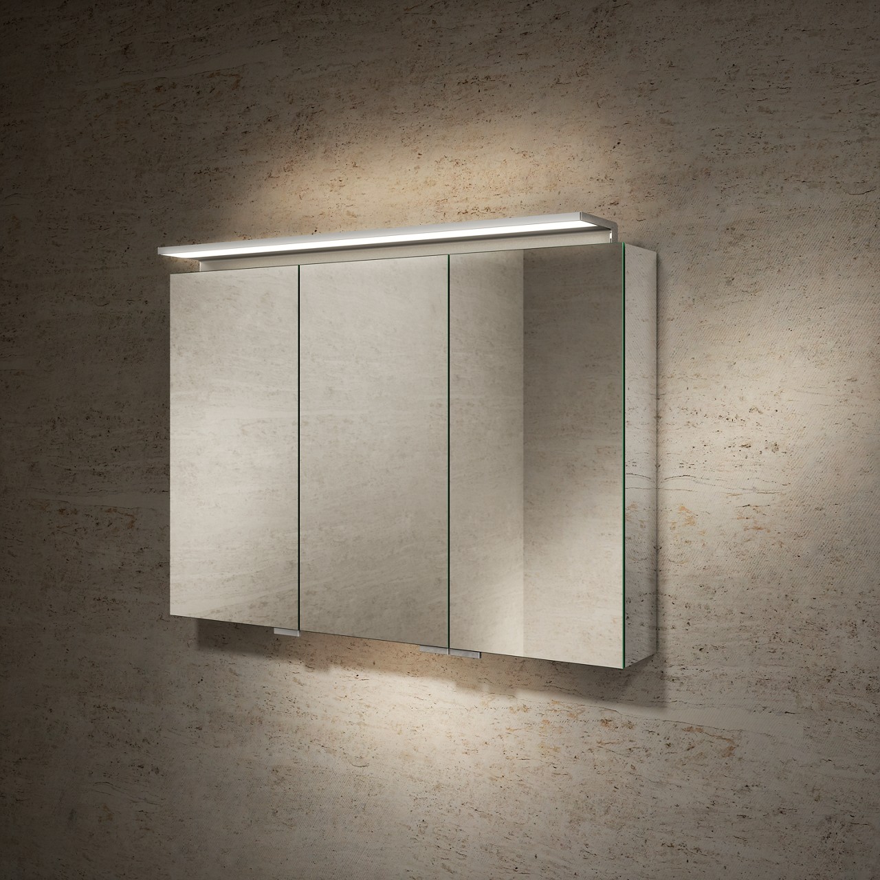 Beleuchteter 3-türiger Wandvorbau Spiegelschrank der Serie Royal L1
