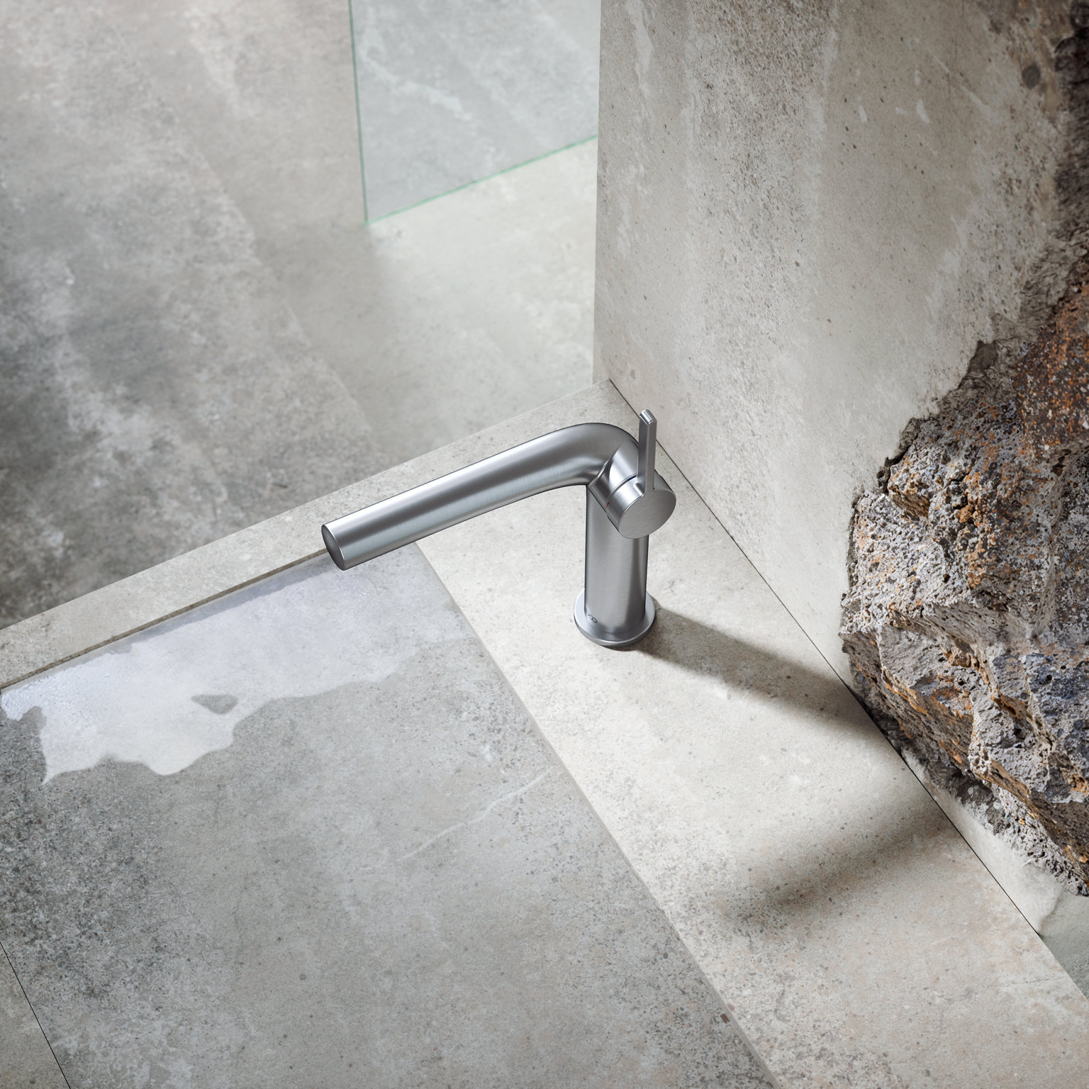 Mitigeur de lavabo à un levier EDITION 400 150 en finition acier inoxydable