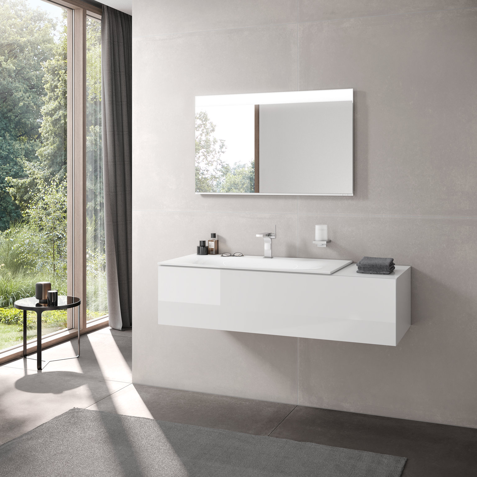 Edition 400 Lichtspiegel über Waschtisch und Waschtischunterschrank mit Einhebel-Waschtischmischer und Lotionspender der Edition 11