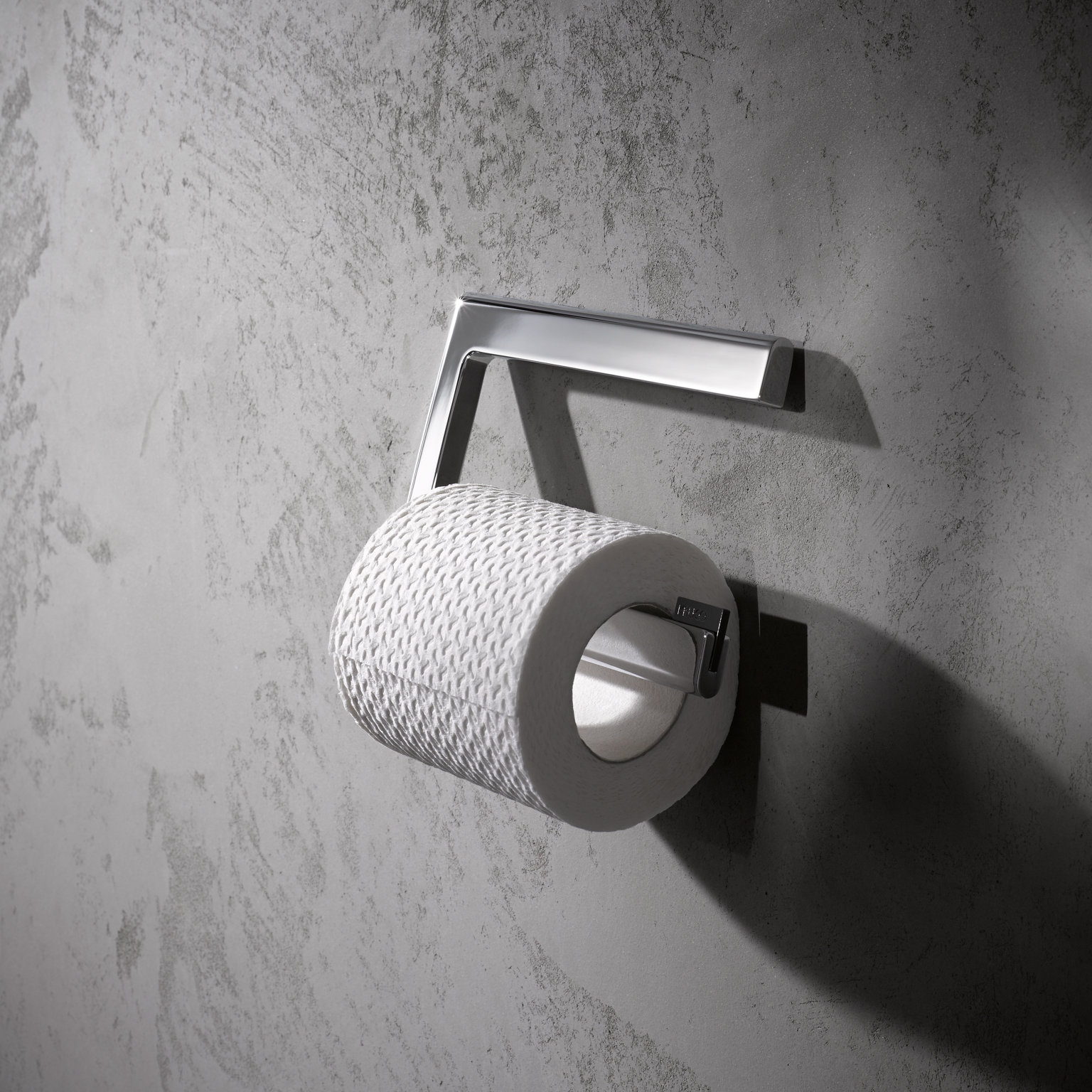 Toilettenpapierhalter mit Papierrolle der Edition 400 verchromt