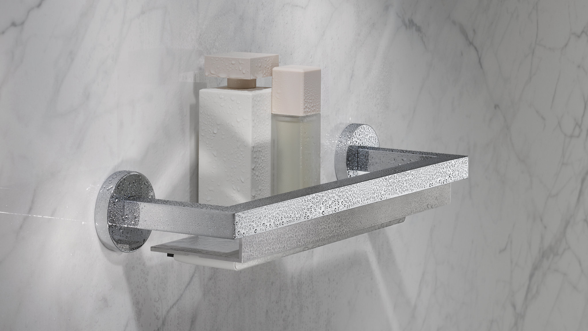 Wassertropfen auf Edition 90 Duschablage mit Glasabzieher und Glasbehältern