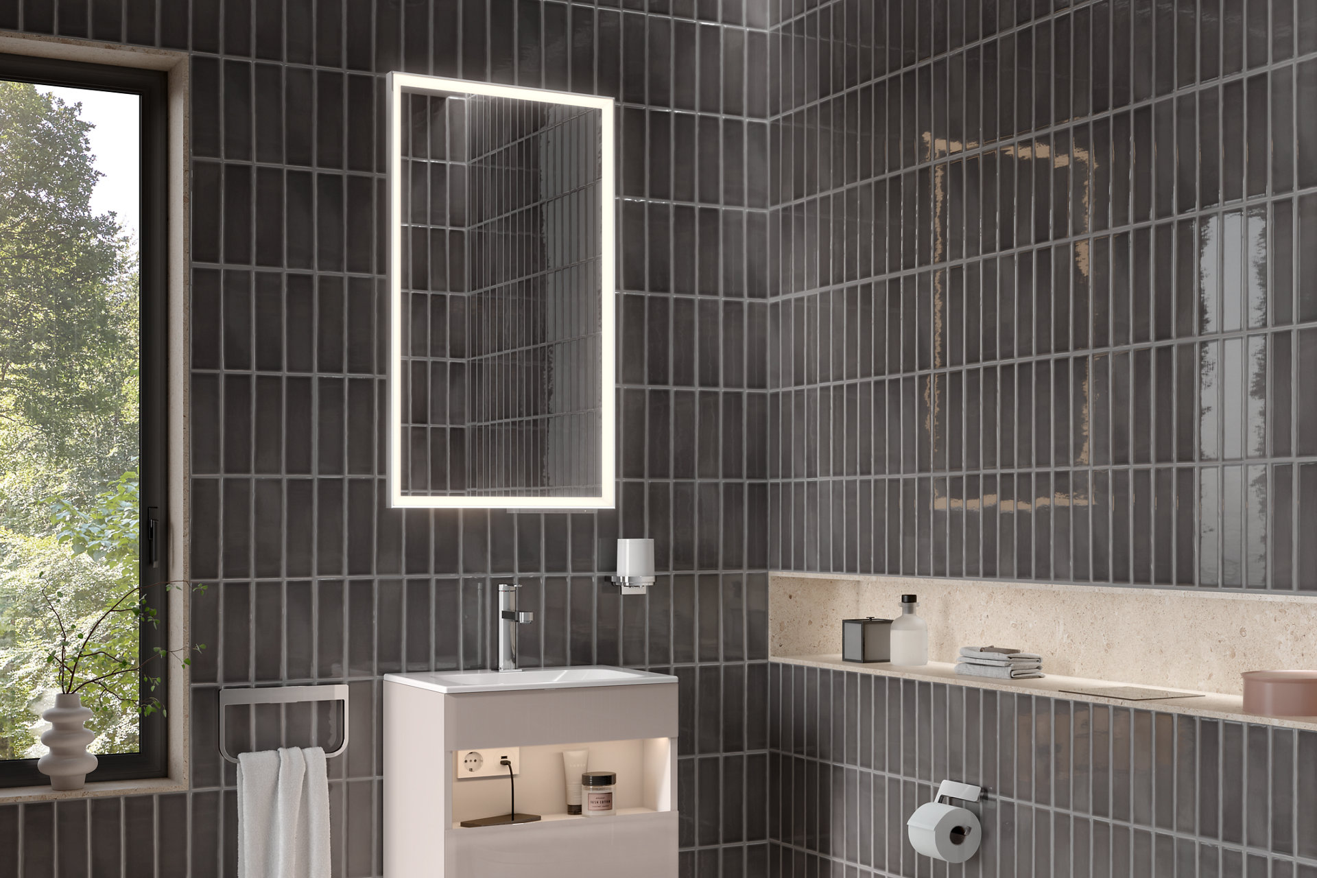 Stageline Waschtischunterschrank in Cashmere, unter einem Royal Lumos Lichtspiegel und Accessoires der Collection Moll 