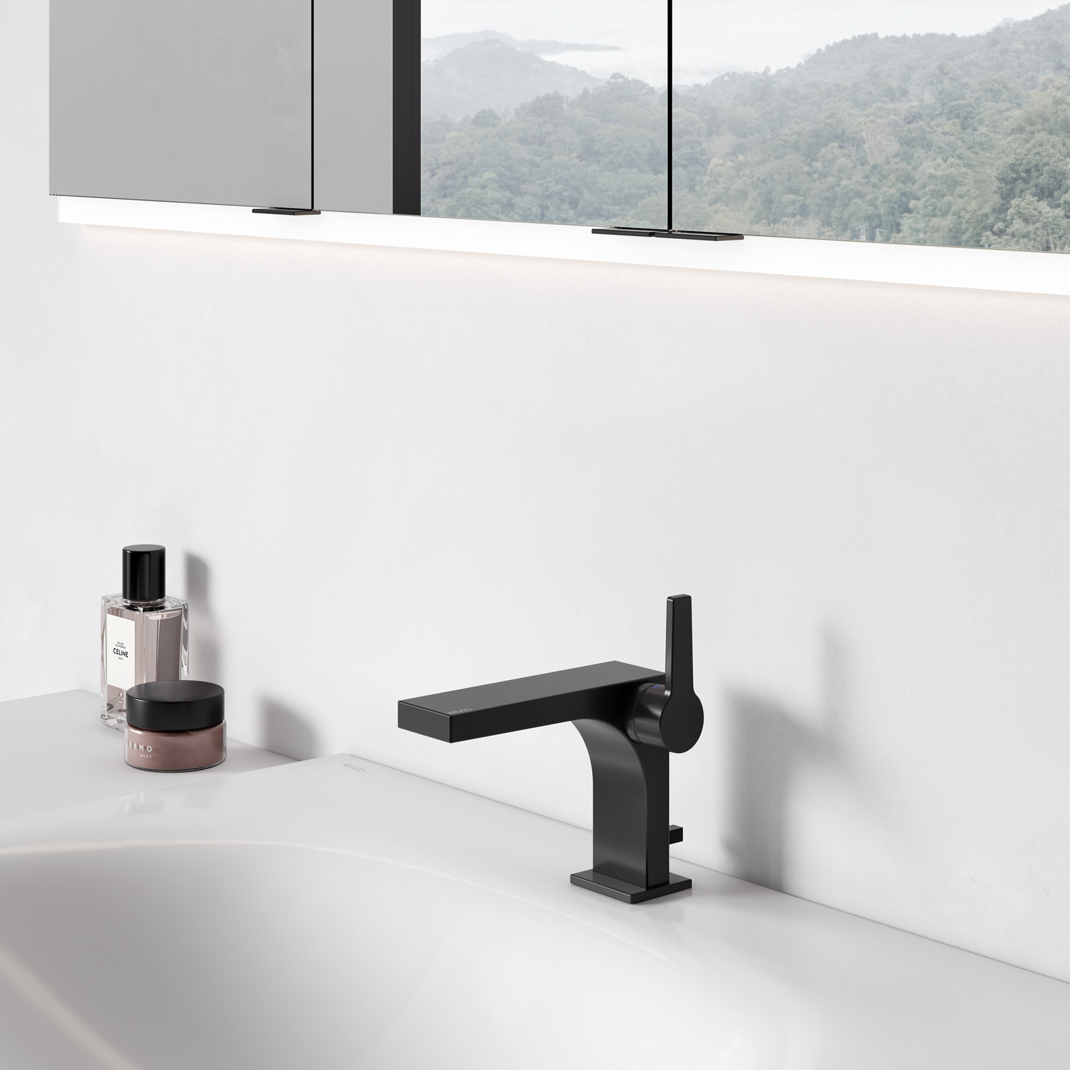 Edition 11 Einhebel-Waschtischmischer in Schwarz, Keramik-Waschtisch Edition 11 mit 1-Loch Bohrung, Spiegelschrank Royal Modular 2.0 beleuchtet 3-türig