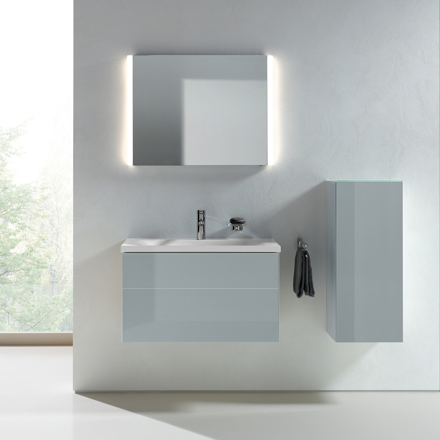 Pnv Royal Reflex Möbel in Titan mit Lichtspiegel Royal Reflex.2