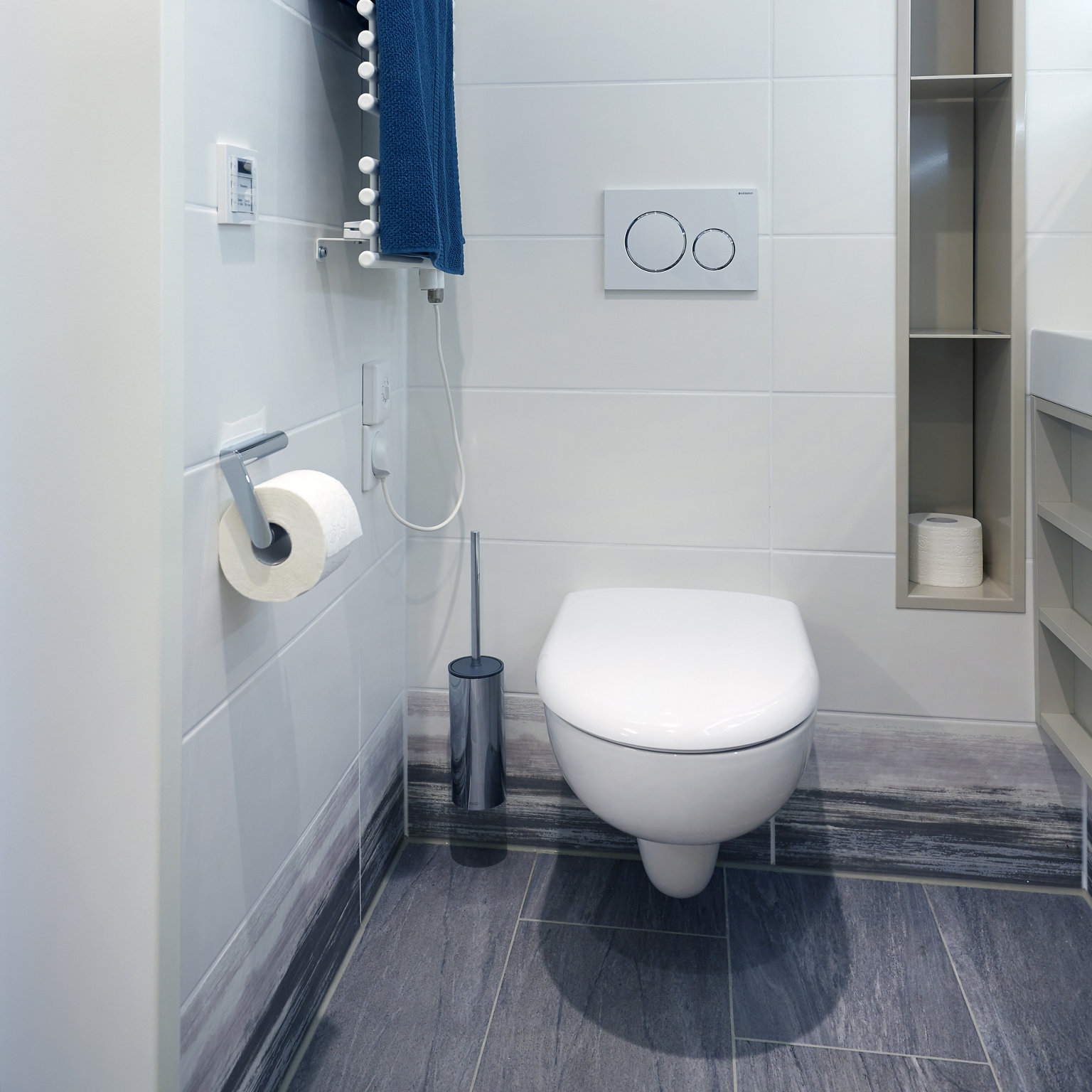WC-Bereich mit PLAN Accessoires im Brucklyn