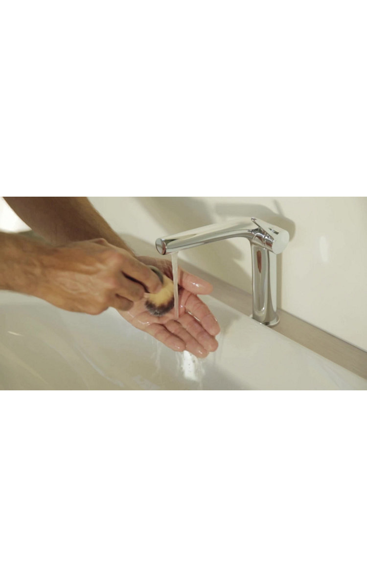 EDITION 400 je symbolem smyslné řeči tvarů